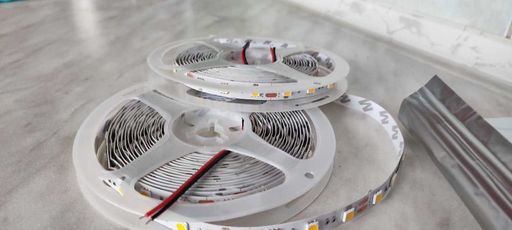Светодиодная лента SMD 5050 60 LEDs/M 14.4W 5м 12V IP20