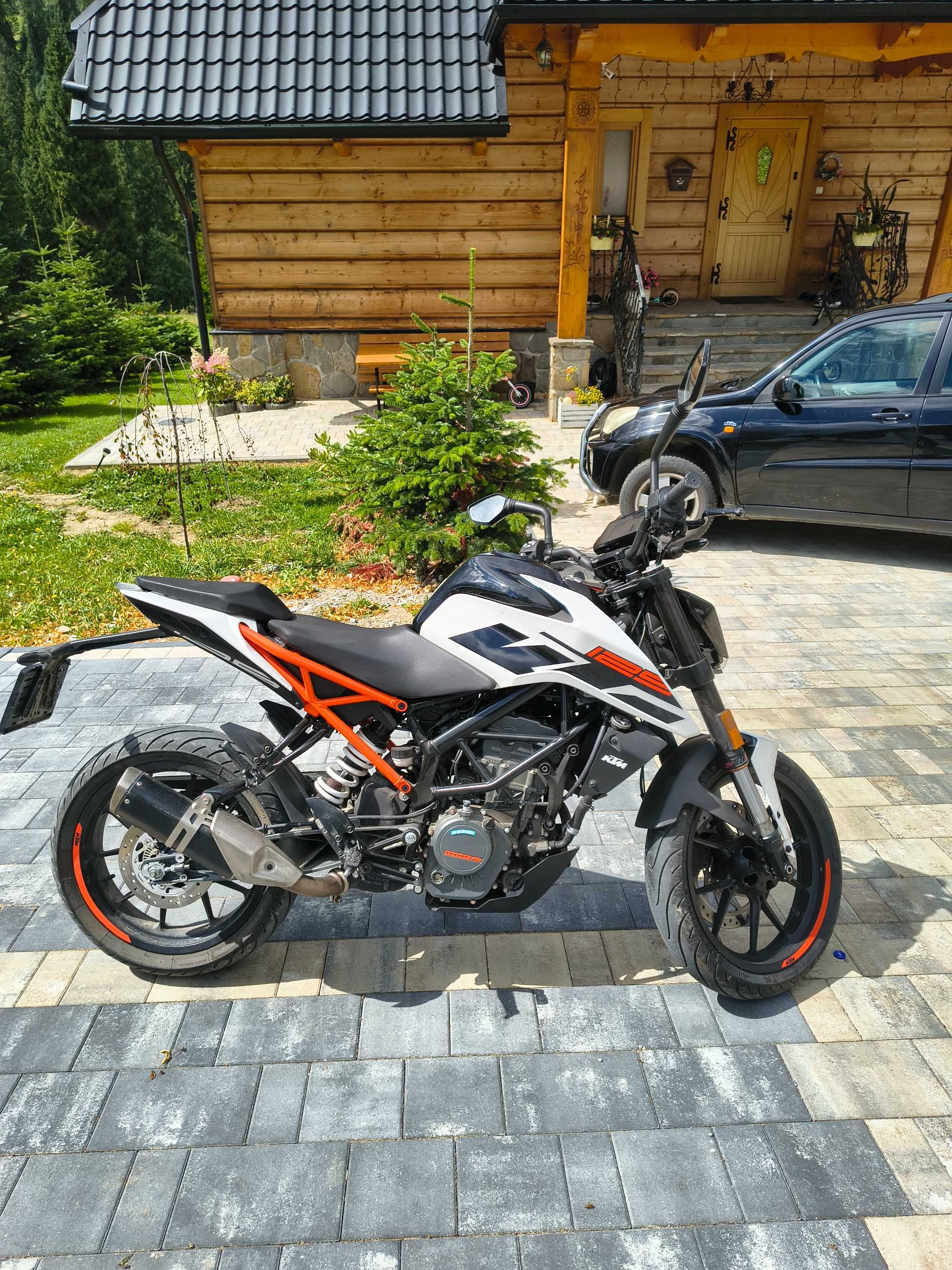 KTM DUKE 125 niski przebieg 6500km