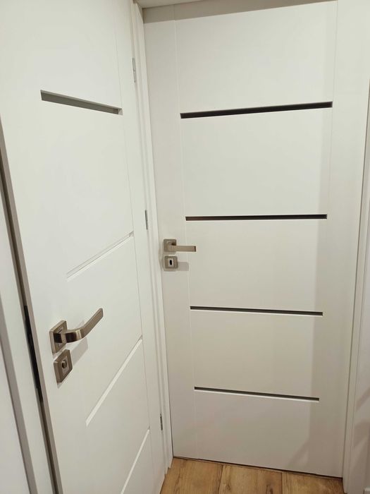 Drzwi Dvente wewnętrzne  70cm prawe łazienkowe 2x80cm lewe 150zł sztuk