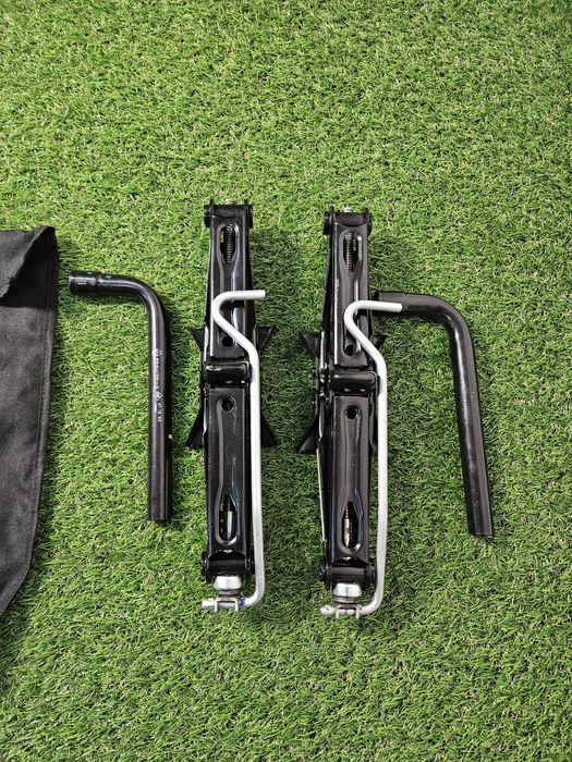 Оригінальний штатний домкрат Renault Megan 3 Megan 4 Scenic