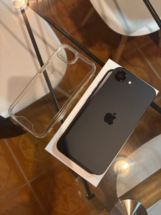 Iphone 16e como novo