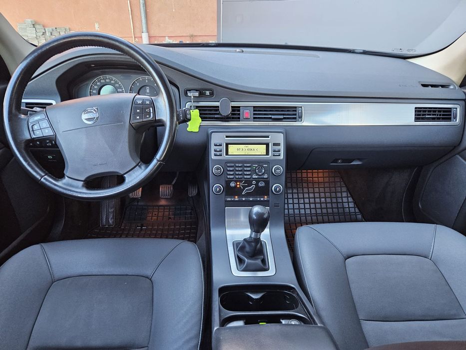 Volvo V70 III 2008r 2.0 d hdi 136KM