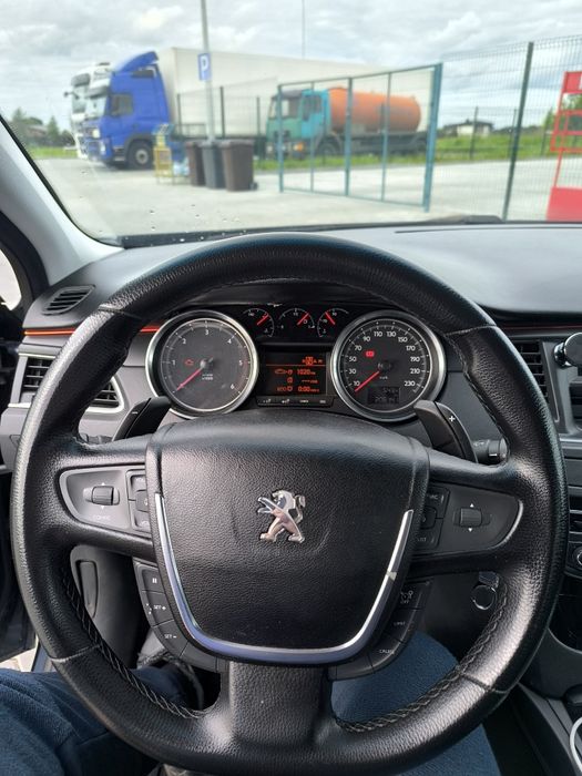 Продам автомобіль Peugeot 508
