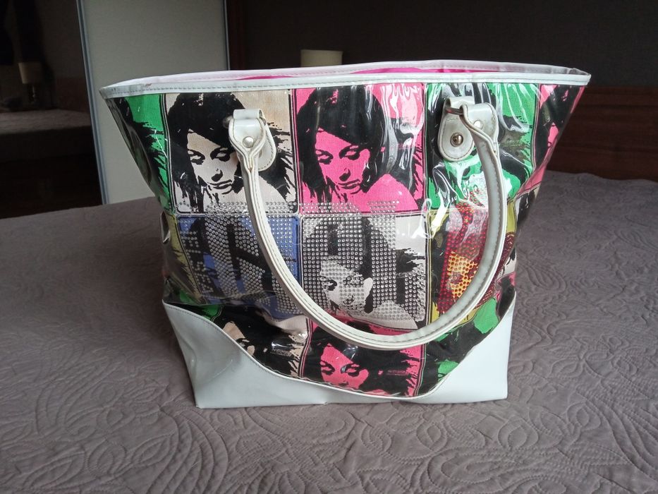 Torebka River island