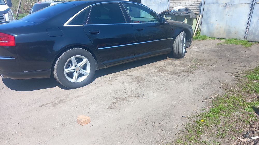 Продам або Обміняю  AUDI A8