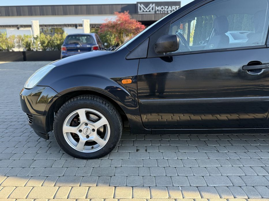 Ford Fiesta 2002 рік 1.4 Бензин Механіка