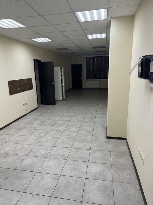 Здам в оренду приміщення 43 м кв київ вул сиваська ДВРЗ