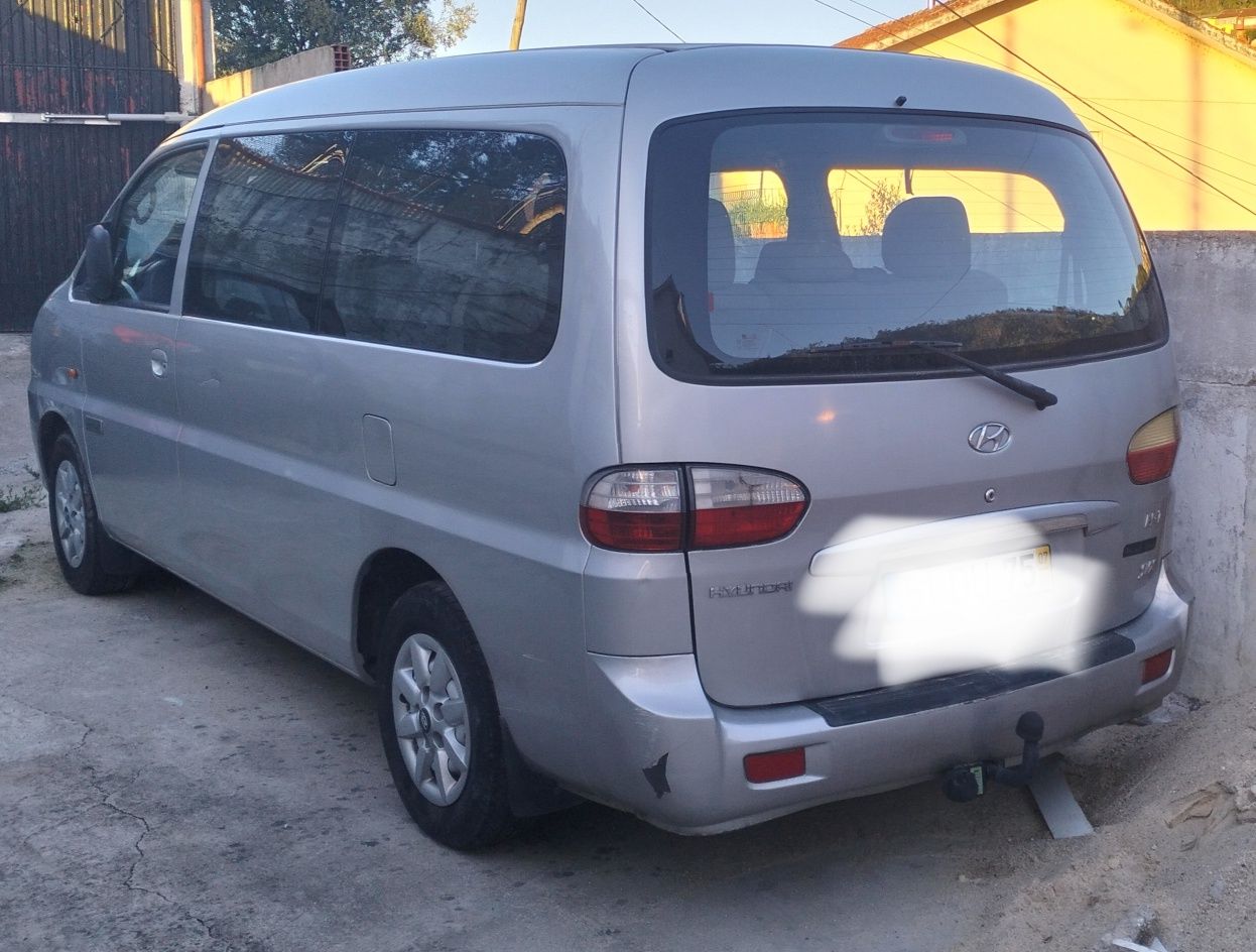 Hyundai 2.5 CRdi H1 9LUGARES