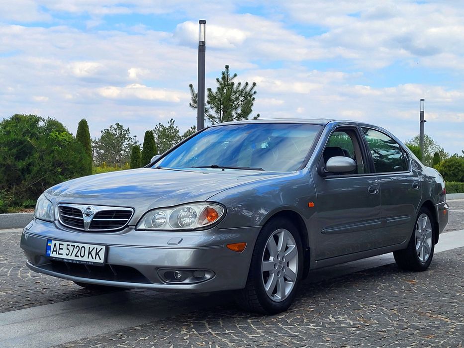 КРАСИВАЯ И УХОЖЕННАЯ Nissan-Maxima -Автомат