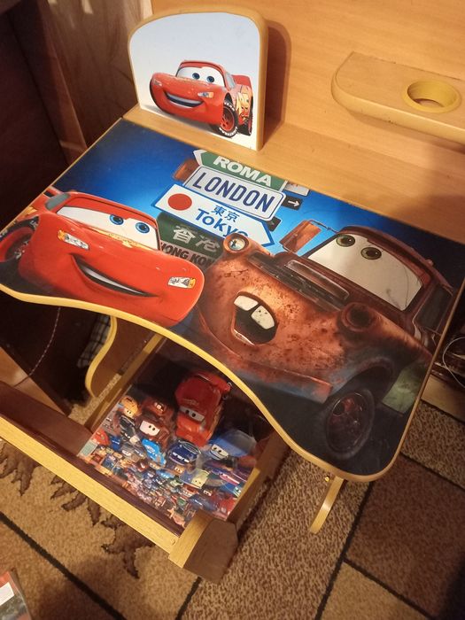 Стіл для хлопчика