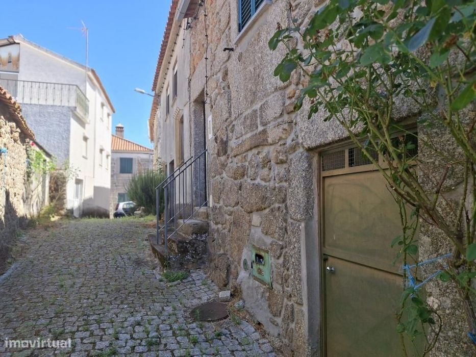 Moradia em Cerejo