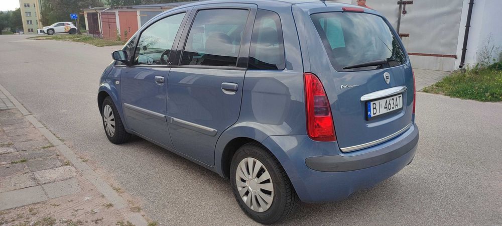Sprzedam auto Lancia