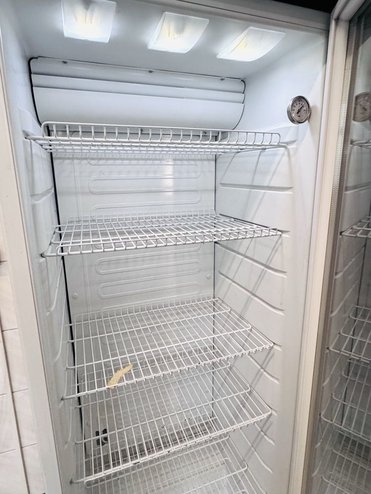 Witryna chłodnicza whirpol ADN202/2 275l LED Profesional jak nowa