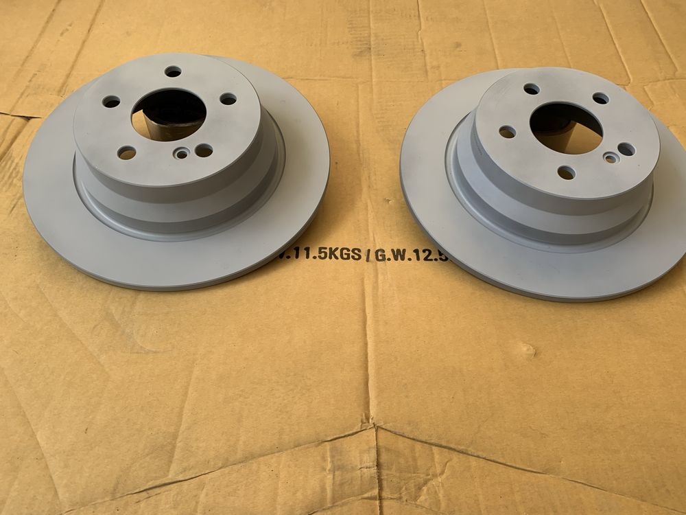 Тормозные диски задние Mersedes CLS 250, 220, W 221 S 212