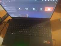 HP ryzen laptop 3 5300u
