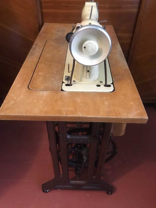 Швейная машинка Tikka Tikkakoski Финляндия