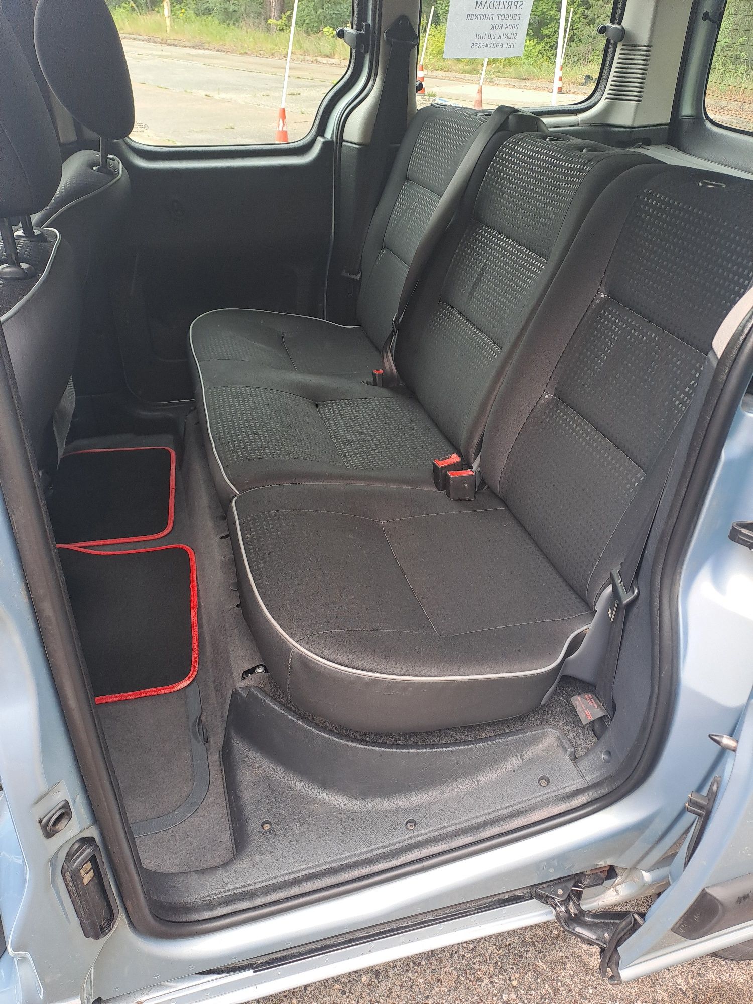 Peugot partner sprzedam jeździ skręca.