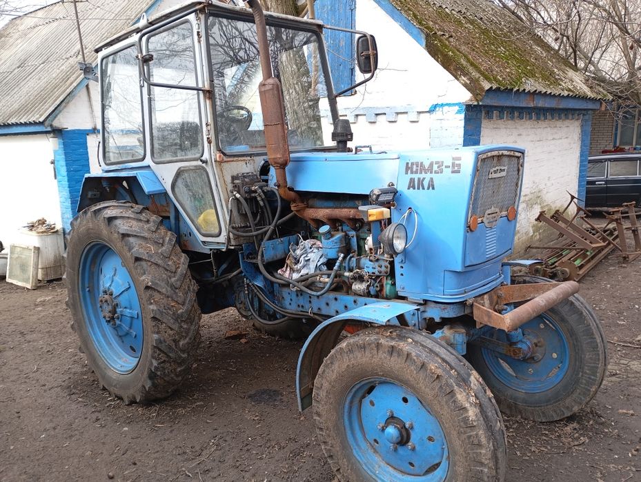 Продам трактор ЮМЗ .