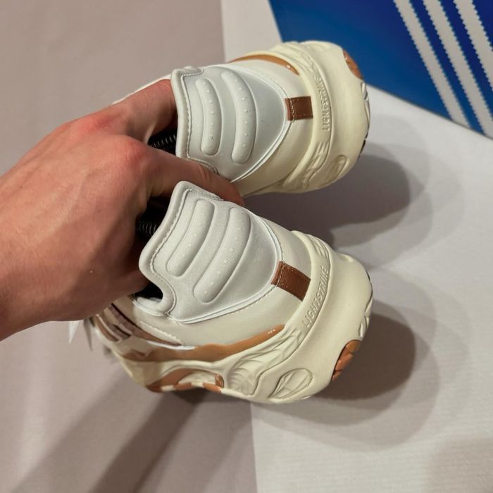 Нові кросівки Adidas Niteball Zoom Ozweego Ozrah в розмірах