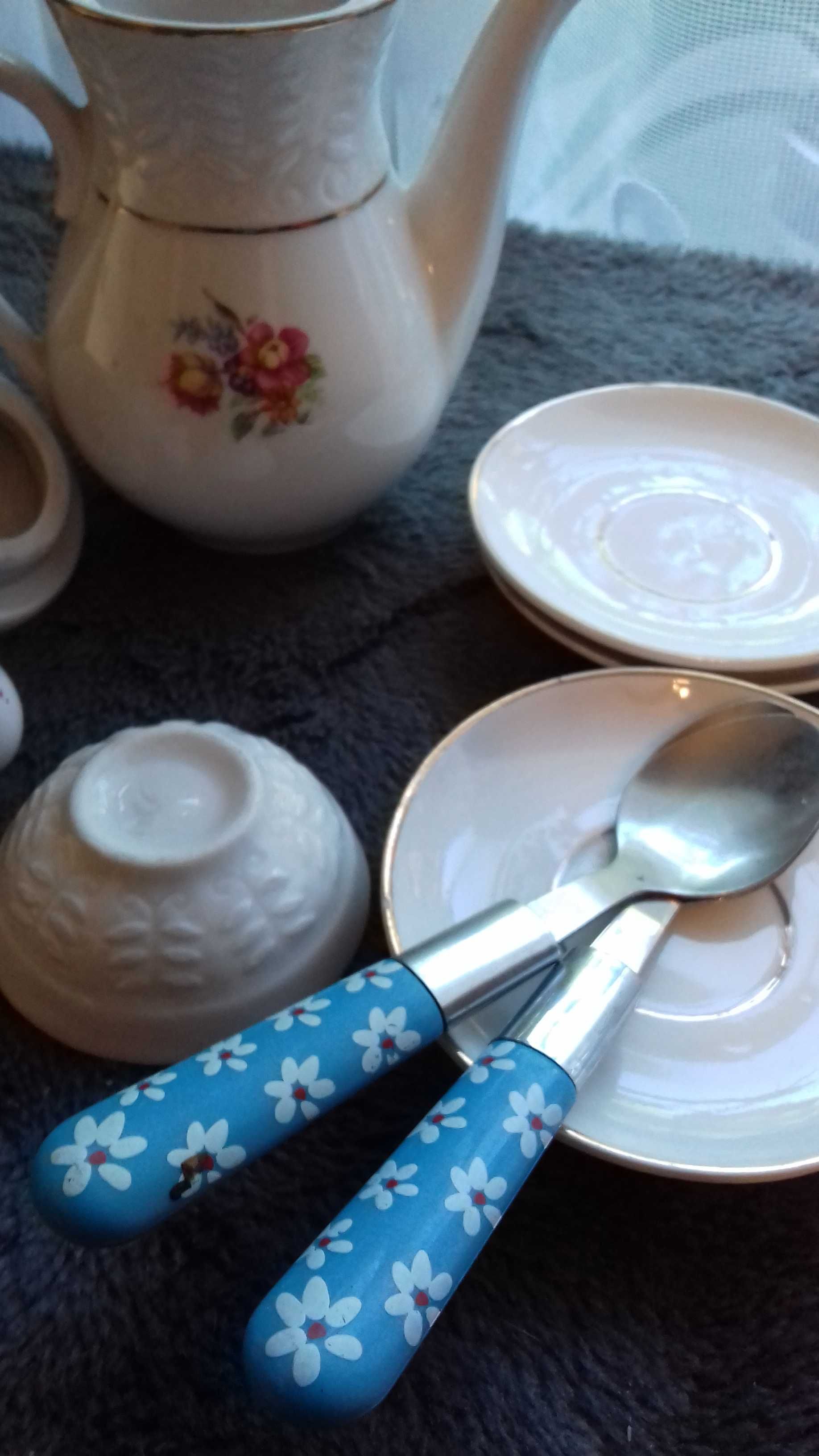 Mini serwis porcelanowy do kawy / herbaty dla dzieci