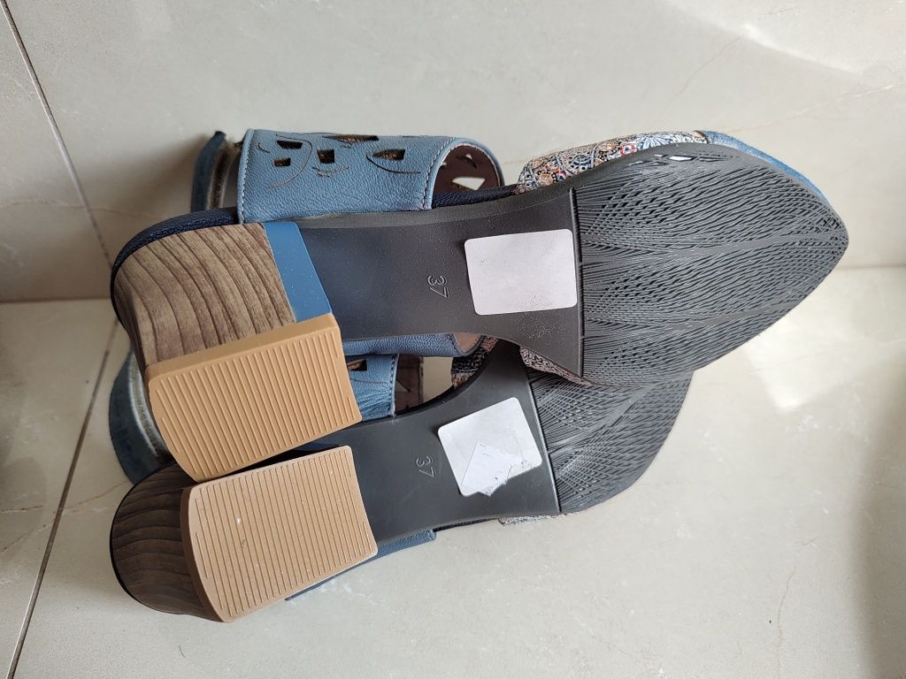 Nowe (bez metki) sandały Maciejka - r.37
