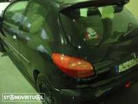 Peugeot 206 1.1 Gasolina ( 2000 ) - Salvado