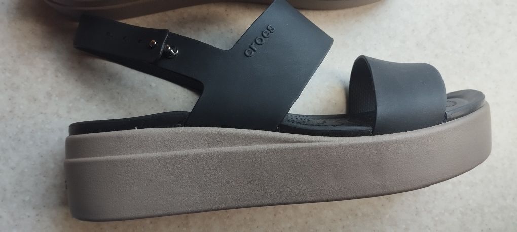 Босоніжки сандалі Crocs 10р