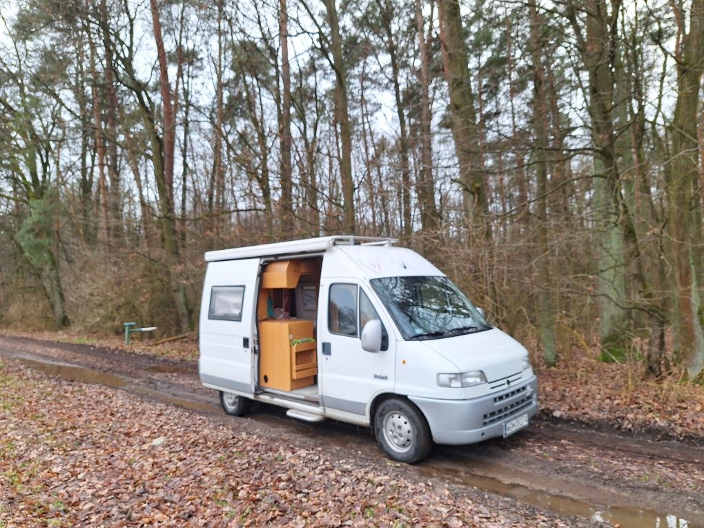 Kamper camper van wynajem wynajmę wypożyczę wypożyczalnia campervan