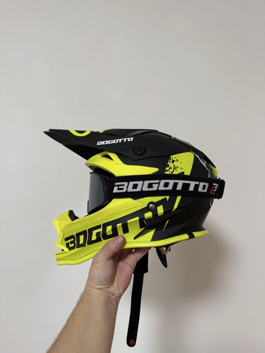 Кросовий шолом Bogotto V321 L з гарнітурою