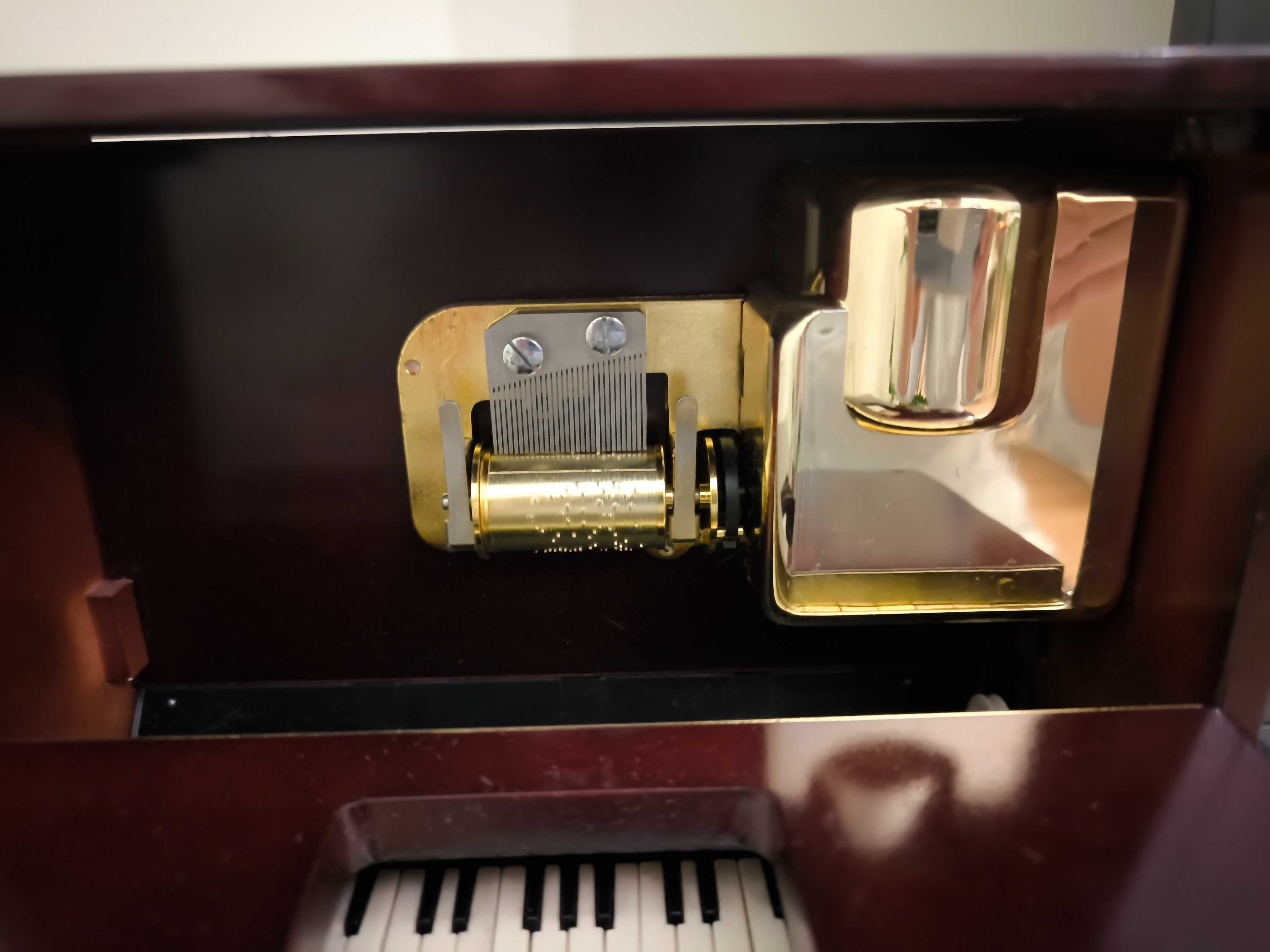 Pianino pozytywka HOLDAY PLAYER PIANO