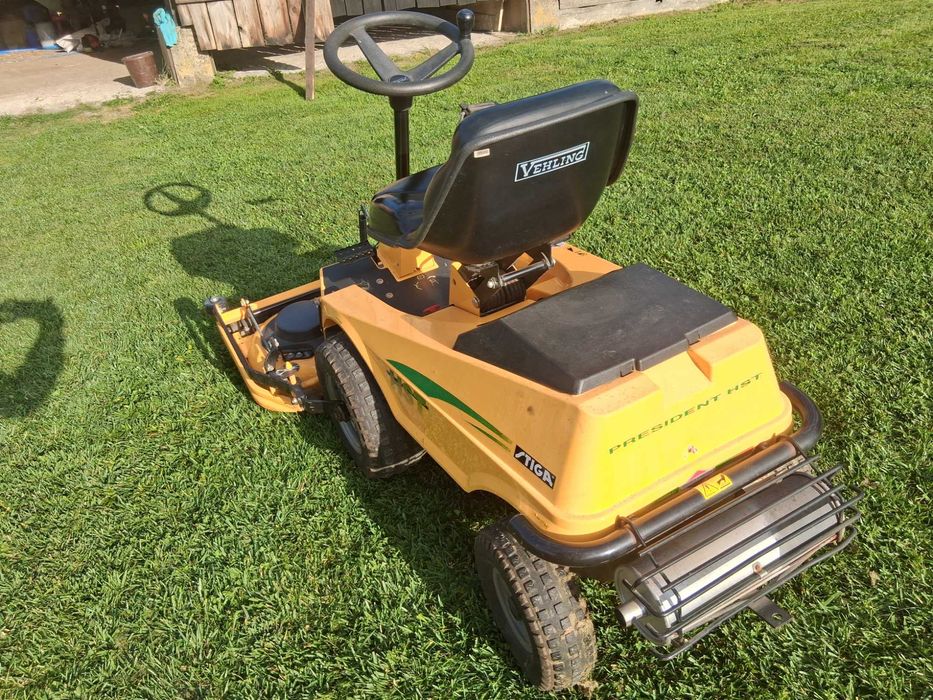 Traktorek STIGA VILLA HST PRESIDENT, Briggs & Stratton - stan BDB