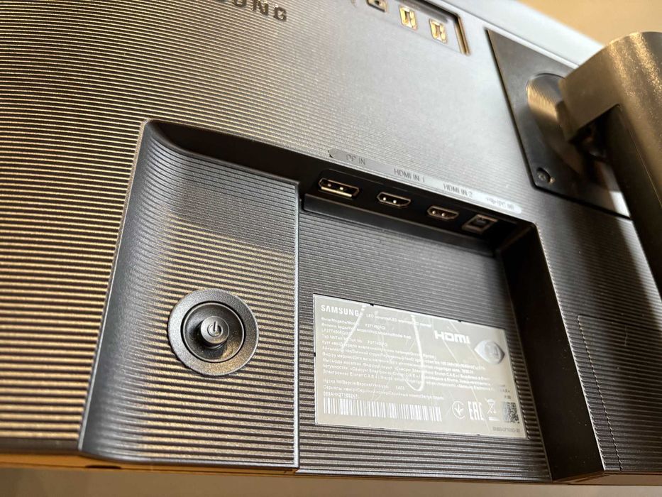 Монитор 27" Samsung 75 Гц 1920x1080 Full HD