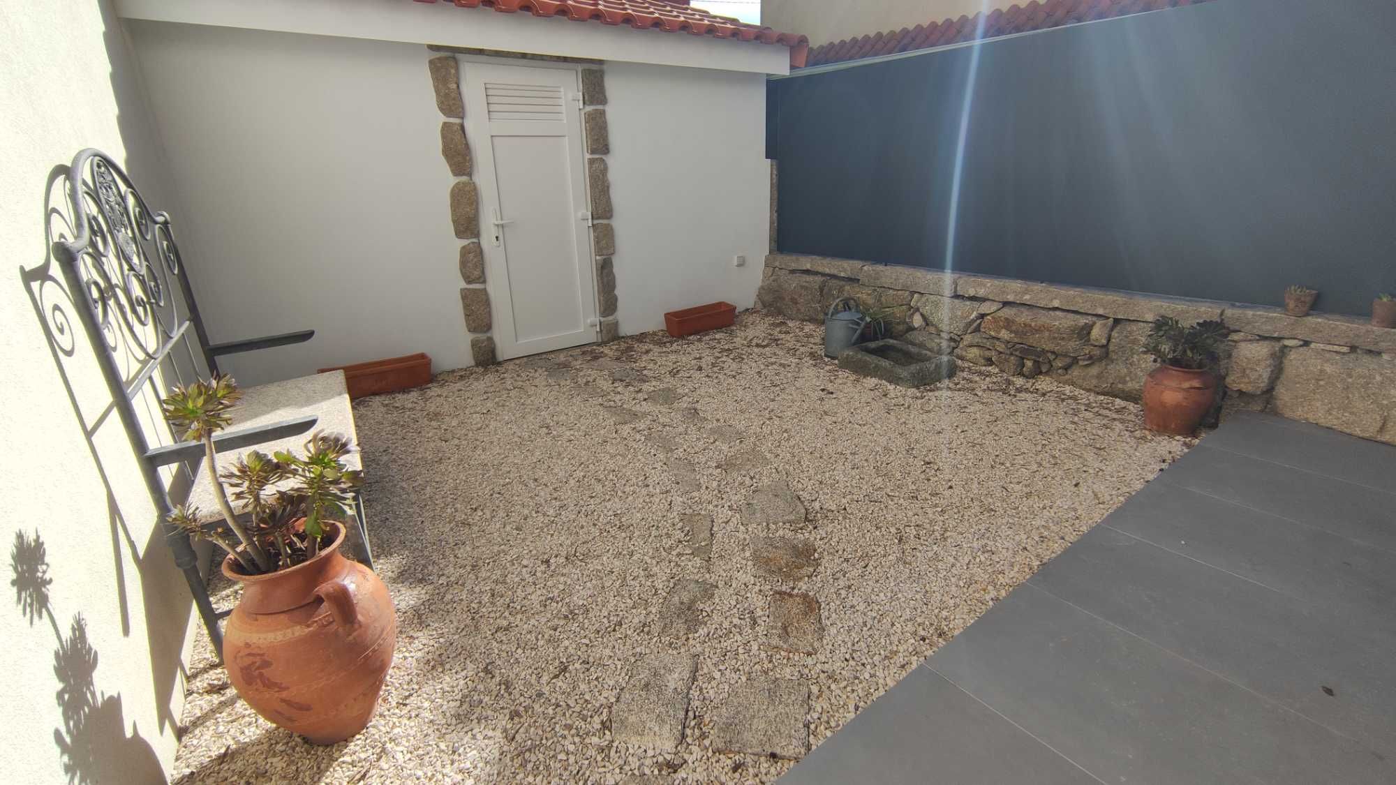 Casa T2, centro de Paredes