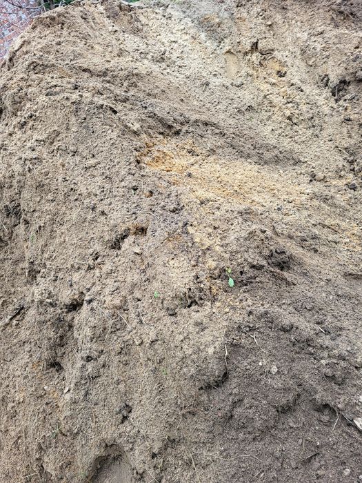 Piasek i gruz do oddania