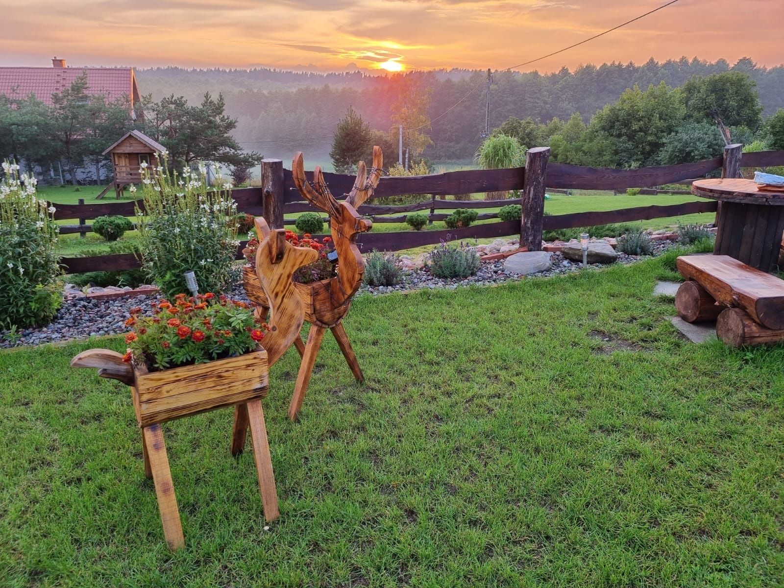 Domki Między Łąkami  Gorąca Balia Jacuzzi. Mazury Giżycko Pieczarki.