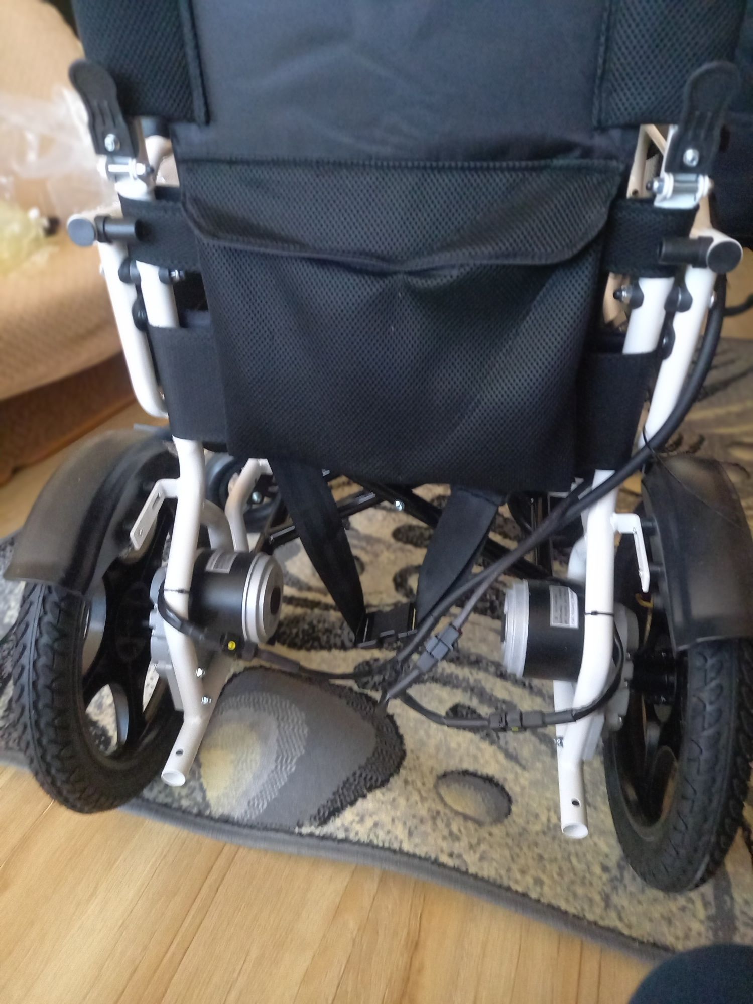 Elektryczny wózek inwalidzki,,Antar"