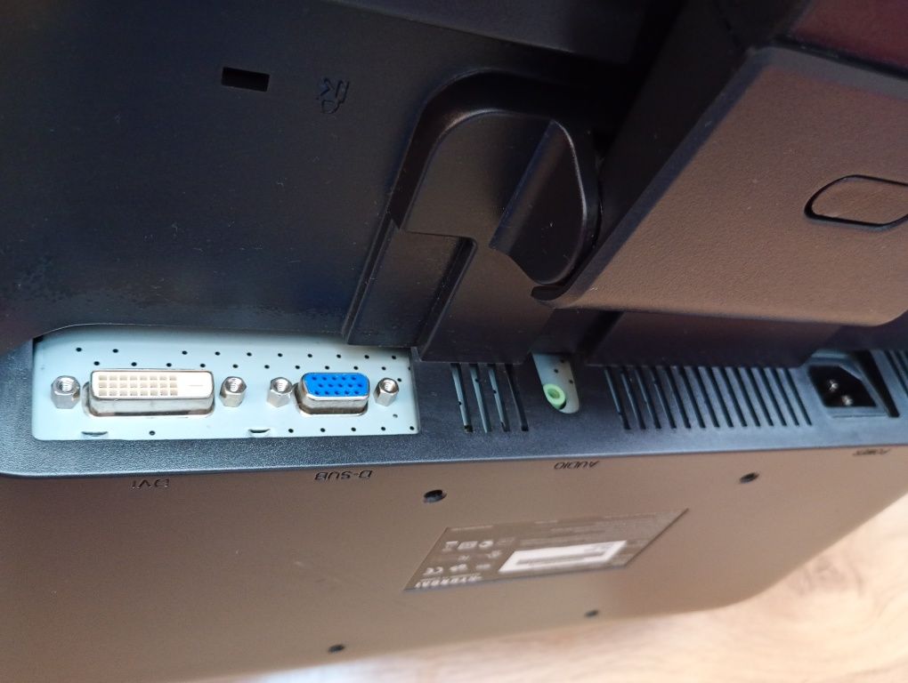 Monitor LCD Hyundai 19 - Sprzedam