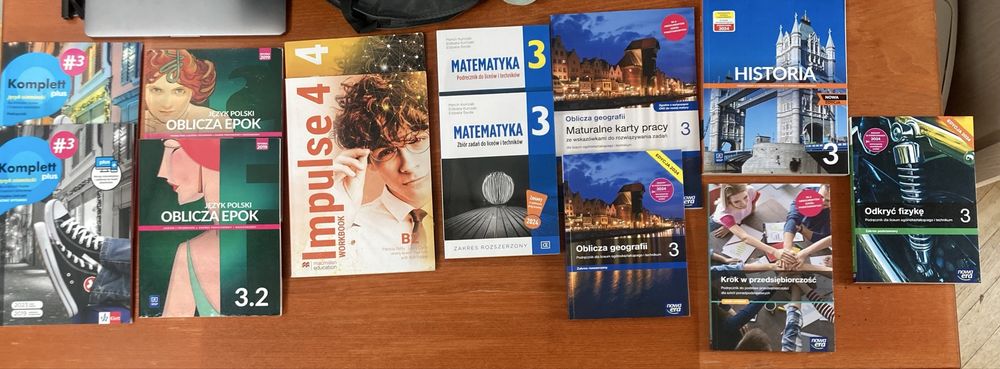 Ksiażki do 3 klasy liceum i technikum