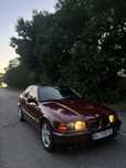 Продам машину BMW e36.