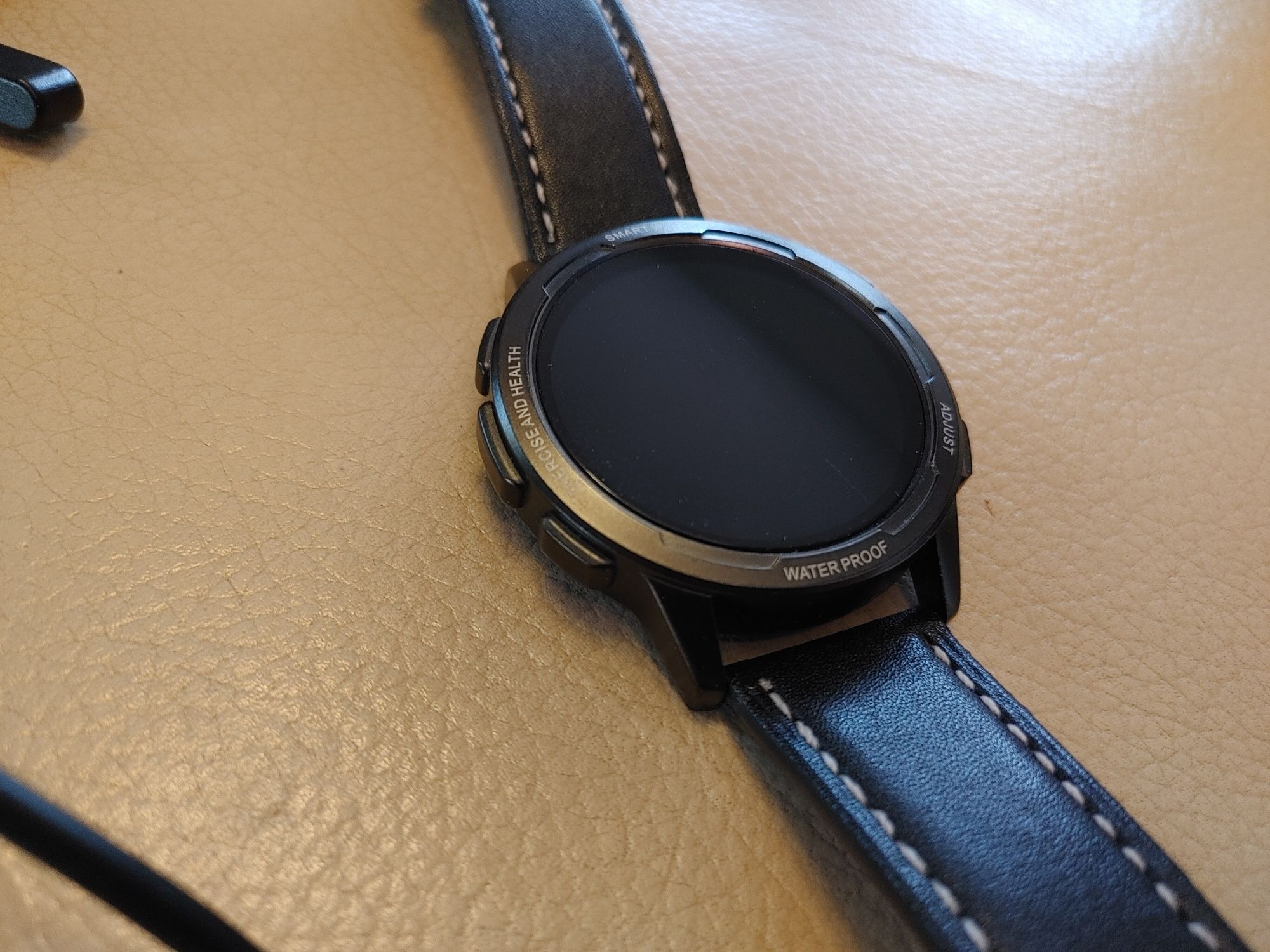 Fajny smartwatch wodoszczelny  amoled skórzany pasek