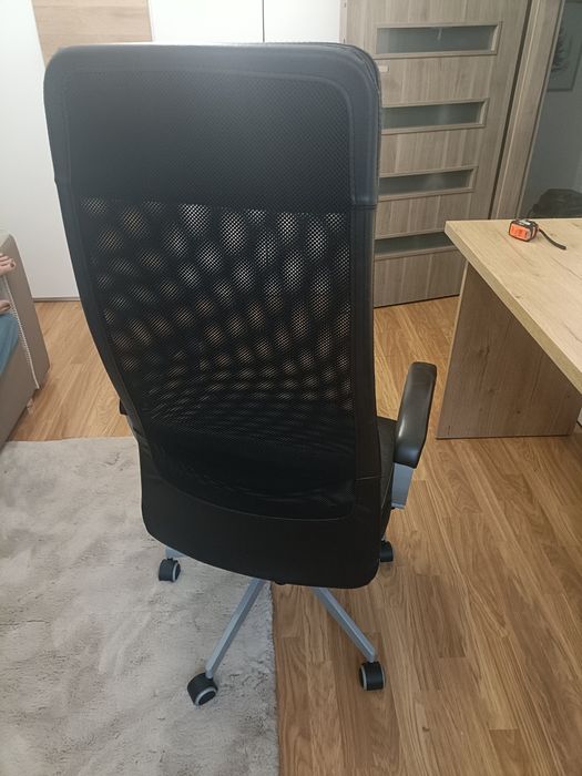 Krzesło biurowe Markus 3D