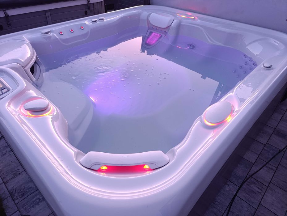 Spa hot tub jacuzzi balia Bania Hot spring