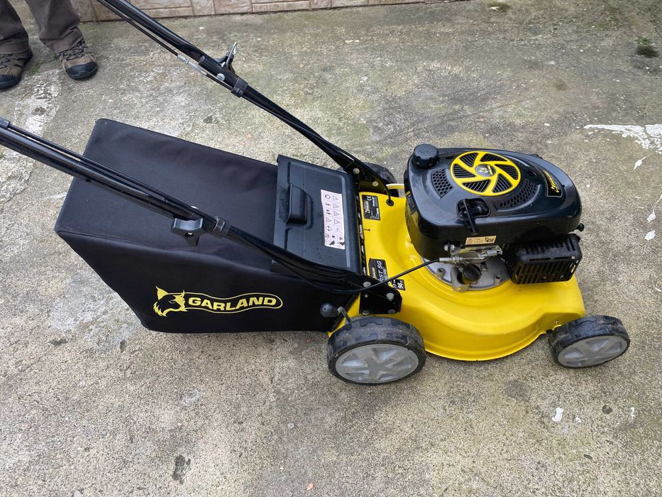 Corta Relva Garland Grass First SG ( Gasolina)