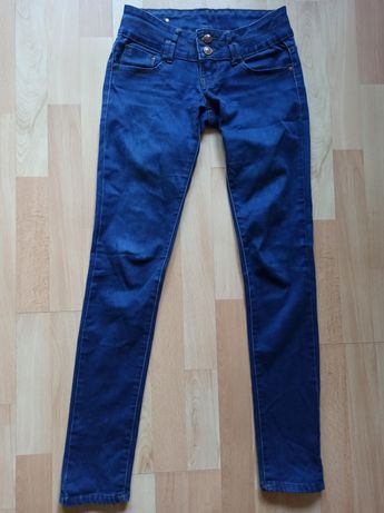 Jeansy niebieskie XS/S biodrówki rurki