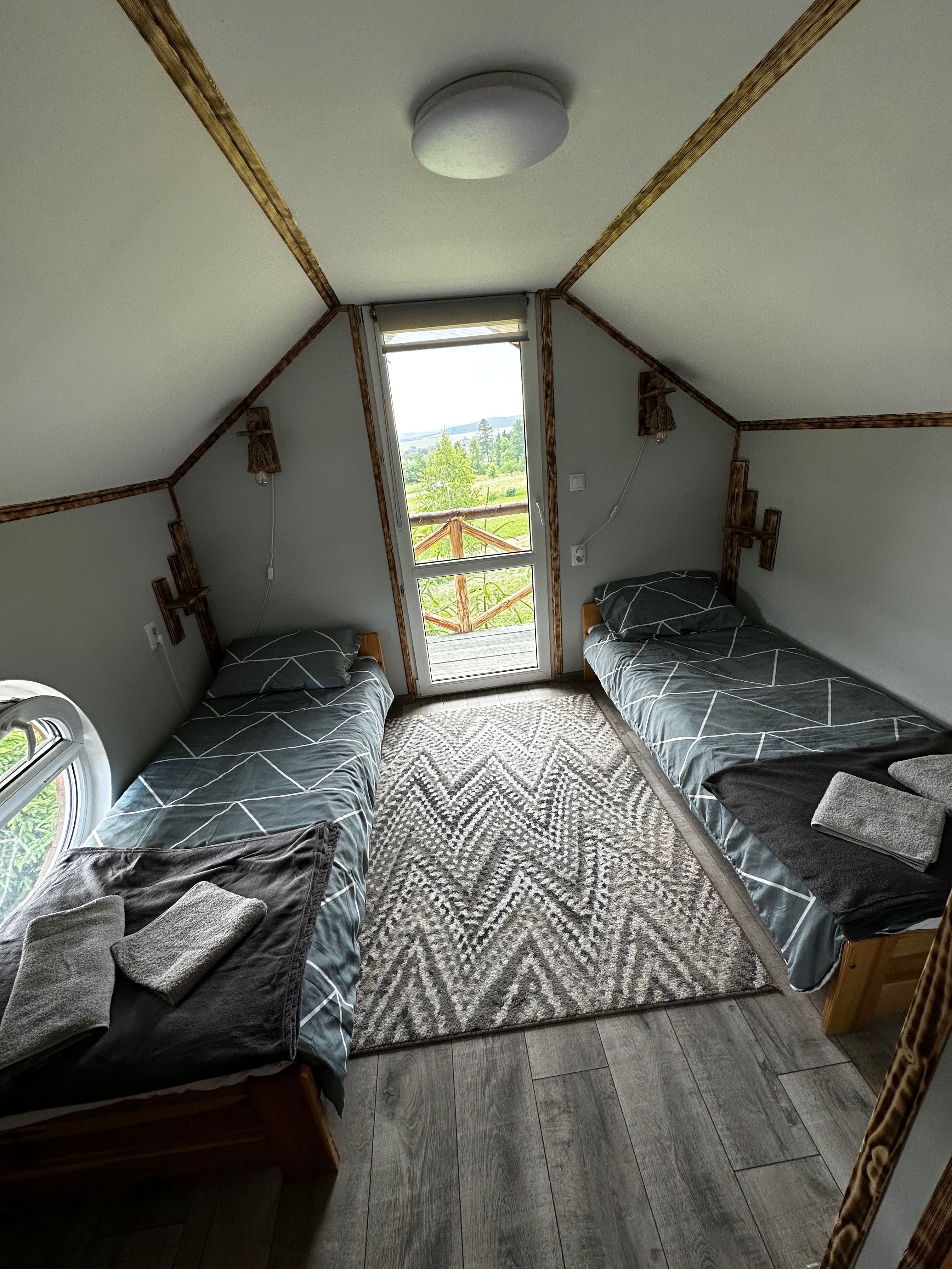 Całoroczny domek do wynajęcia Bieszczady + Balia z Jacuzzi