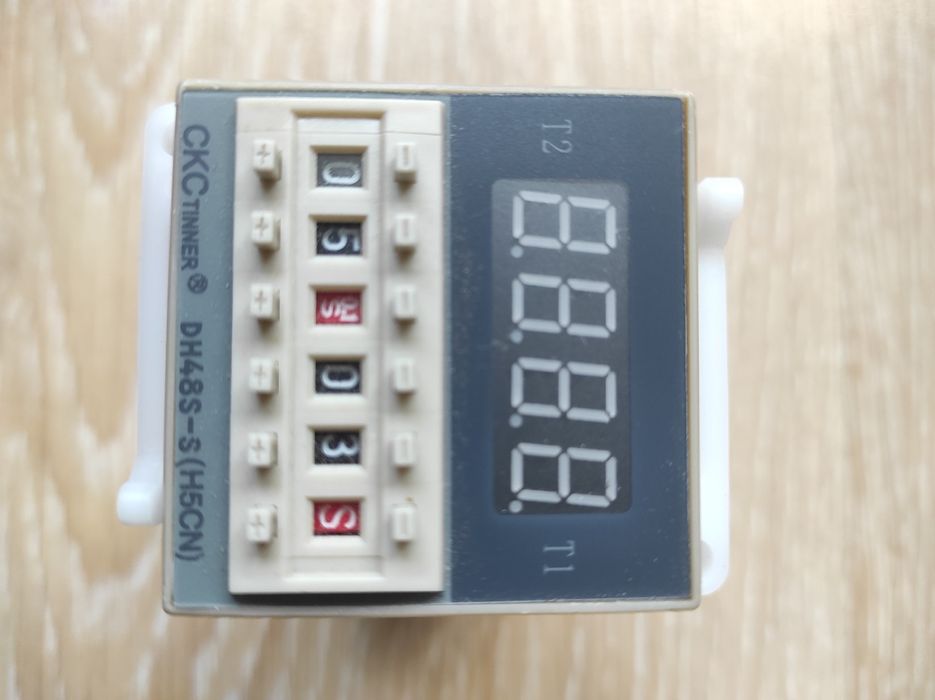 Реле времени DH48S-S 0.1S-99H
