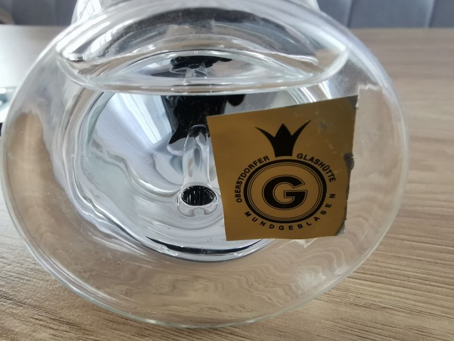 Szklana karafka. Słoń w karafce. Huta Oberstdorfer.