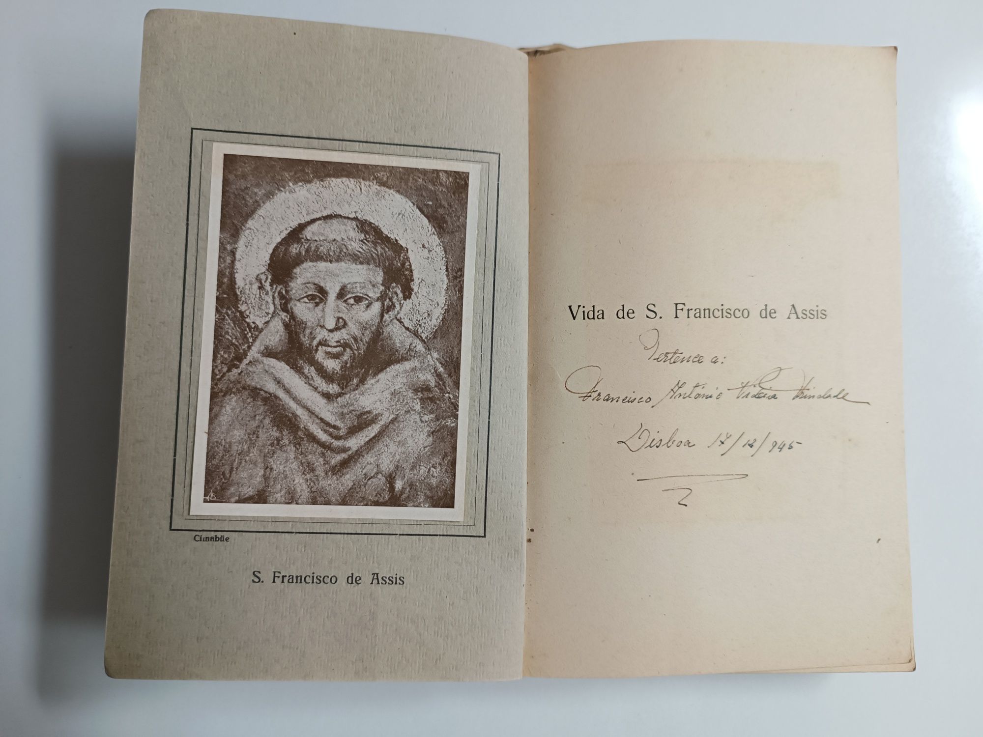 Livro "A Vida de S. Francisco de Assis"