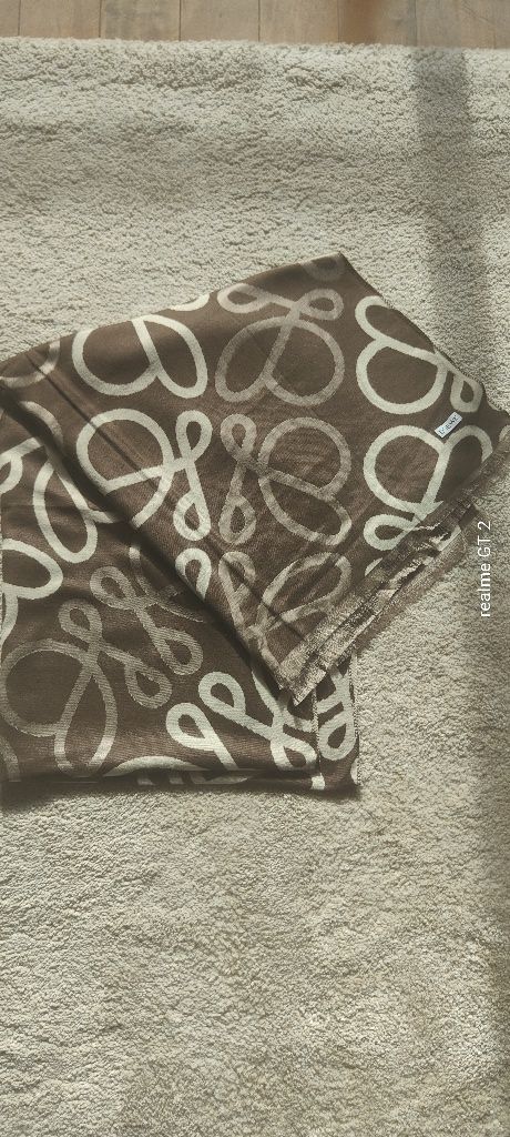 Cachecol / Encharpe Loewe