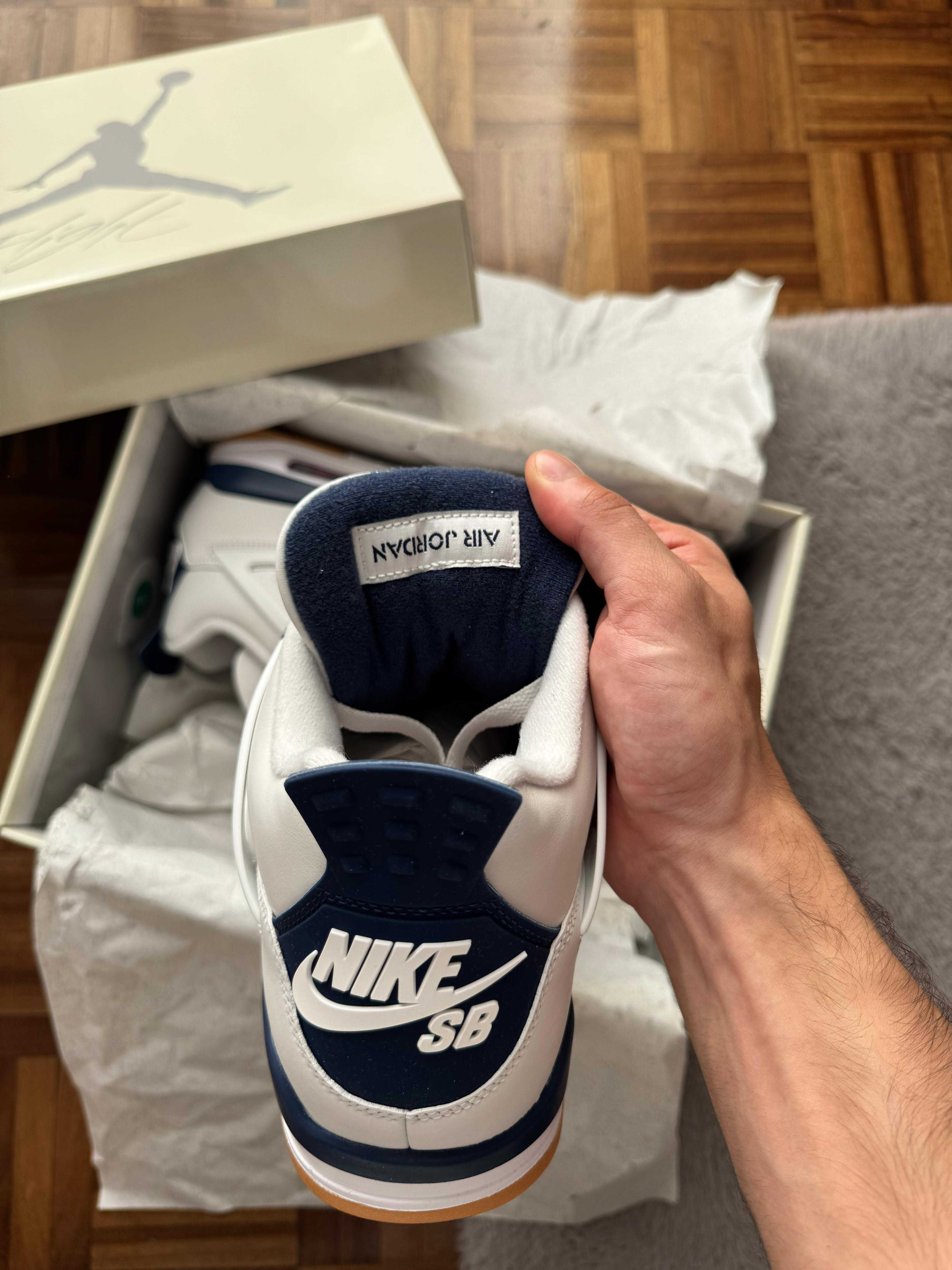 Jordan 4 Retro SB Navy